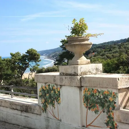Holiday home Il Carrubo *