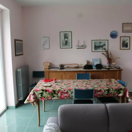 Il Carrubo San Menaio